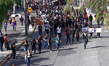 Piden estudiantes un alto a  la violencia de género, en la UNAM