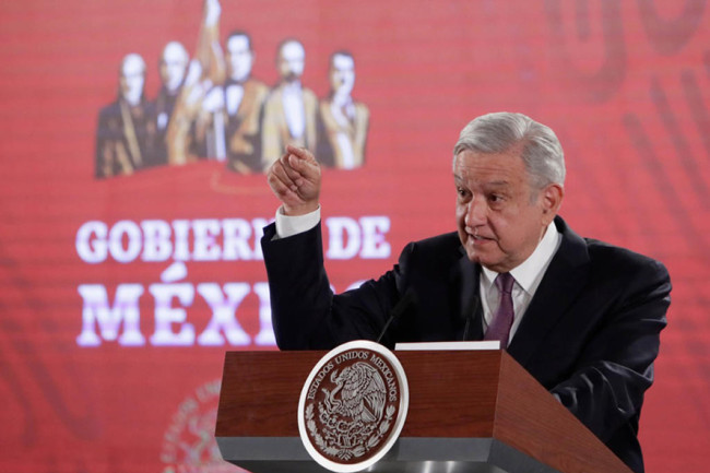 Pensiones incompletas, provocarán “crisis”: AMLO