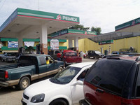 Baja precio de gasolina en varios  Estados; de a 15 pesos el litro