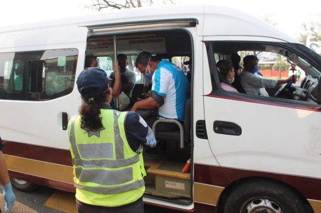 Exige Semovi a transporte público sanitizar unidades