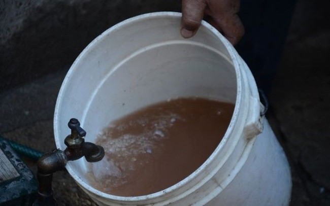 Agua ‘potable’ no es apta para el consumo humano