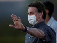 Bolsonaro sigue en cuarentena