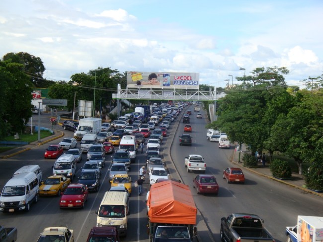 ‘Distribuidor vial de Av. Universidad reactivará industria de la construcción’