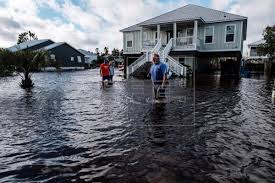 “Sally” deja un muerto y graves inundaciones