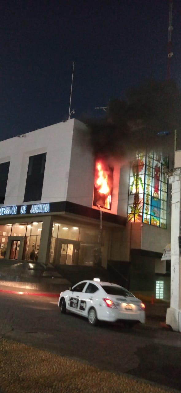 Se registra un incendio en el TSJ; sólo daños materiales