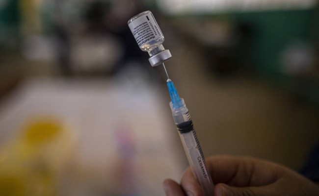 Pfizer confisca vacunas falsas en México y Polonia