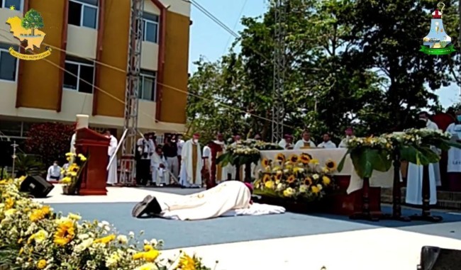 Asume primer tabasqueño como Obispo de Tuxpan