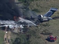 Se estrella avión en Texas con 21 pasajeros
