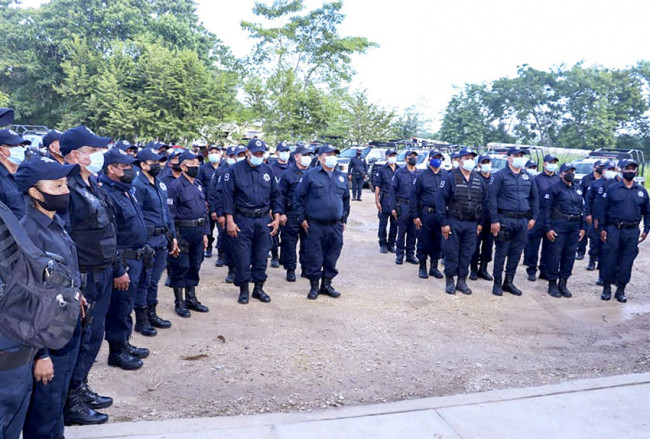 Jubilarán a 45 policías por antigüedad