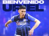 Cruz Azul hace oficial el fichaje de Uriel Antuna