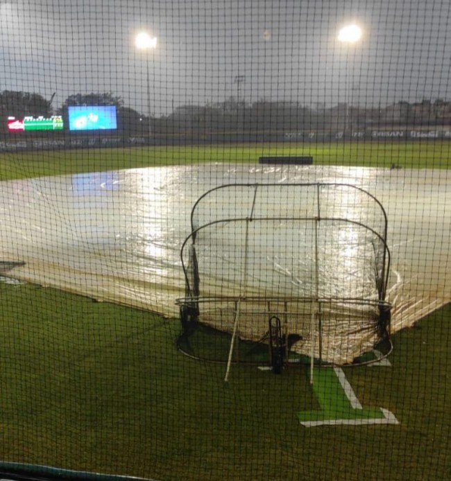 Lluvia “agua” fiesta  de la Liga Mexicana