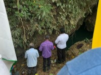 Choles de Puxcatán peregrinan hacia la Cueva de San Felipe