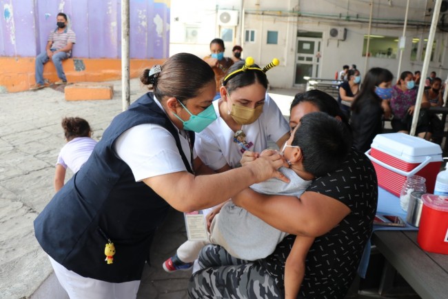 Vacunan a niños con comorbilidad  para protegerlos del Covid-19