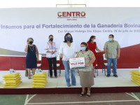 Entrega Osuna Huerta paquetes productivos a 59 localidades
