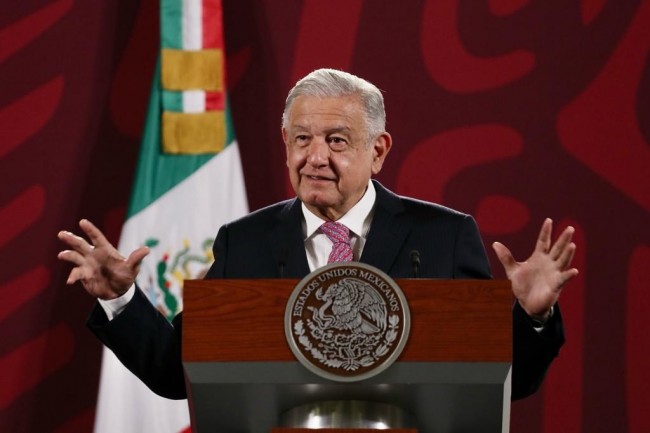 No hay desacato al reiniciar obras del Tramo 5: AMLO