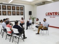 Atiende  Yolanda Osuna a colonos
