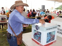 Disputan liderazgo de Morena en Tabasco