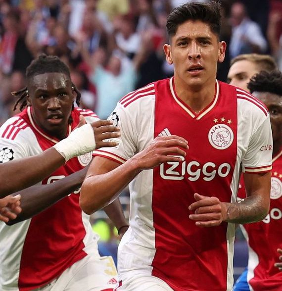 Edson debuta con gol en la Champions con el Ajax