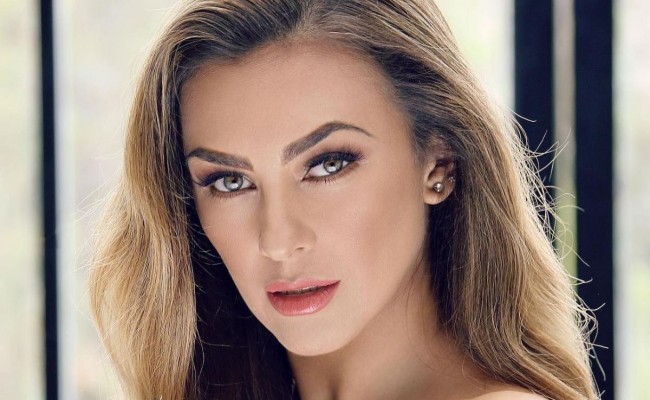 Aracely Arámbula una de las mejores actrices de México