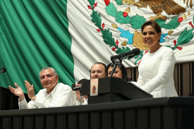 Asiste Adán Augusto a toma de protesta  de la gobernadora de Quintana Roo