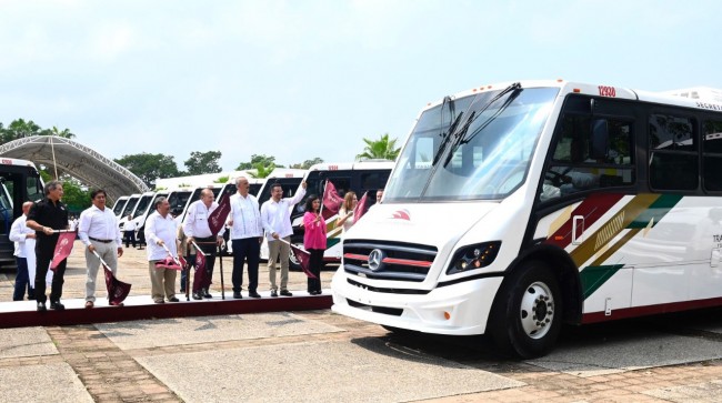 Estrena Villahermosa transporte moderno y seguro