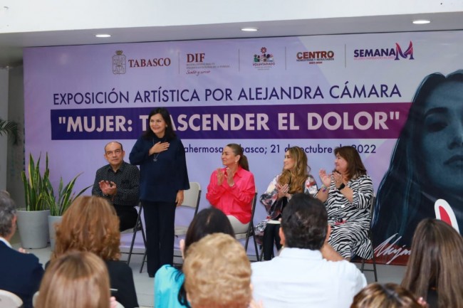 Reconocen a médicos en su día; son ejemplo de servicio y amor al prójimo