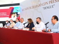 Acuerda Merino Campos con alcaldes medidas contra el dengue