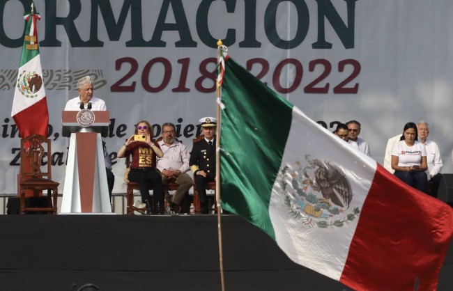 Piden simpatizantes reelección a AMLO