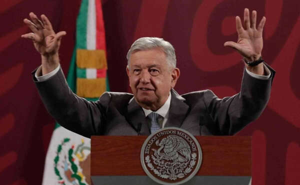 Anuncia AMLO marcha, del Ángel al Zócalo