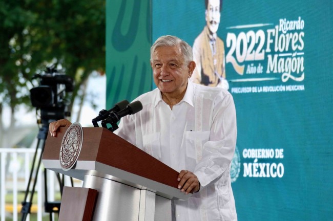 Se marchará en defensa  de derechos: López Obrador