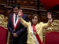 Asume Dina Boluarte como primera mujer presidenta de Perú