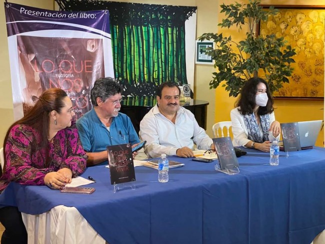 Presenta Marín Villegas su libro “Lo que nos tocó vivir”