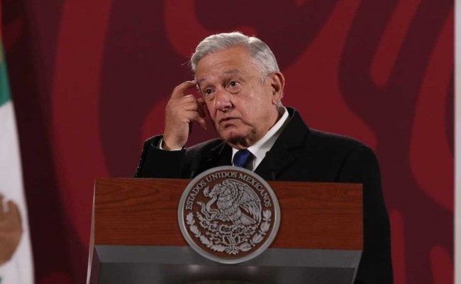 Si son graves ajustes adicionales a  Plan B, enviaría otra iniciativa: AMLO