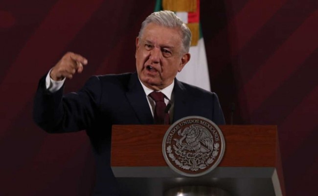 ‘Arribistas’, los consejeros del INE: Obrador