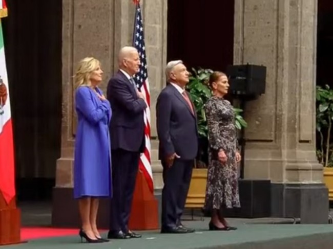 Recibe AMLO a Biden y a su esposa, en Palacio Nacional