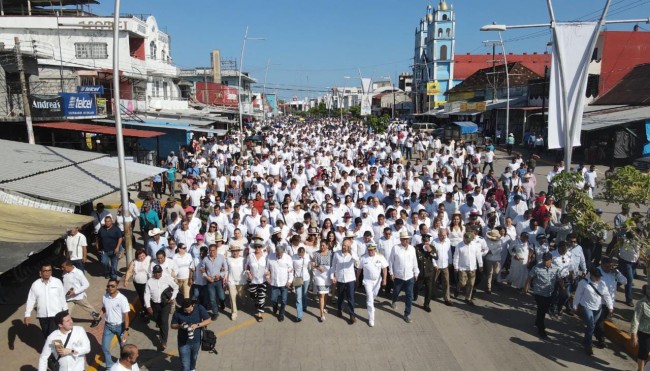 Encabeza Merino Campos en Tenosique el 110 Aniversario de Marcha de la Lealtad