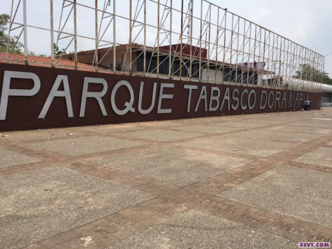 Inician trabajos de limpieza en el Parque Tabasco