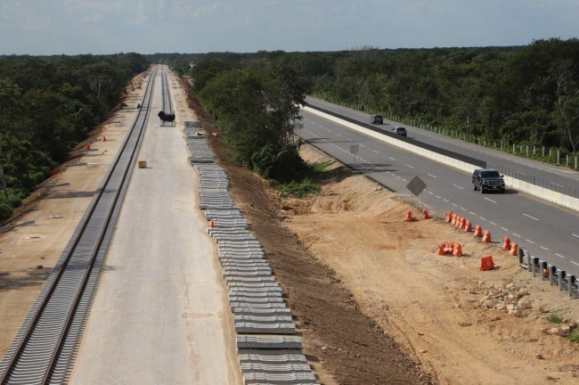 Bloqueo hacia Cuba ha dificultado trasladar balasto para el Tren Maya