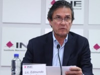 Renuncia Edmundo Jacobo a la Secretaría Ejecutiva del INE