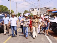 Inaugura Yolanda Osuna pavimentación de caminos