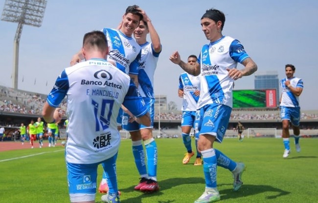 Puebla exhibe a los Pumas en el Olímpico