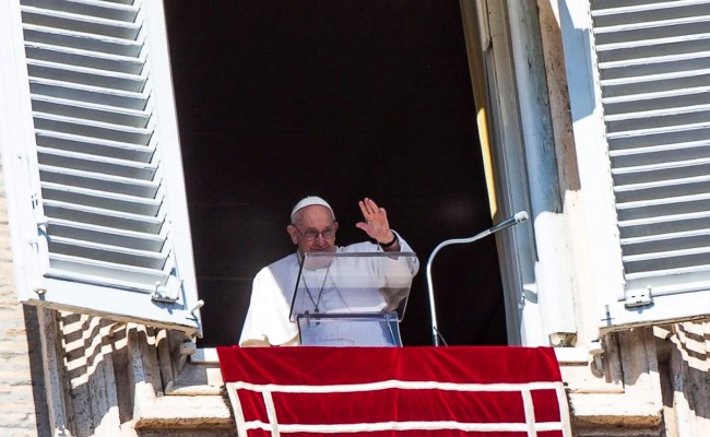 Llama el Papa Francisco a cesar con el tráfico de personas