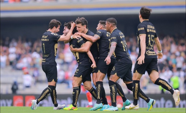 Pumas derrotó 3-1 y  enloqueció a la afición