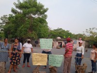 Demandan pobladores obras de pavimentación