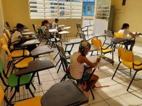 Directivos y padres de familia deben acordar si cambian o no los horarios de clases, por el calor