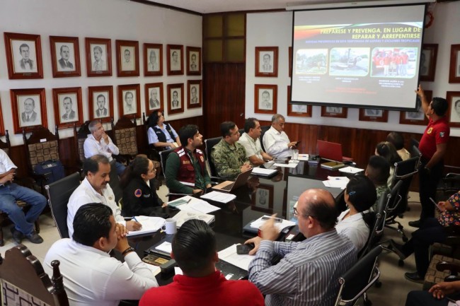 Se preparan en Cunduacán antes lluvias y ciclones