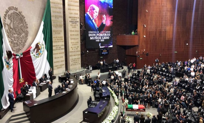 Diputados despiden  en San Lázaro a  Porfirio Muñoz Ledo