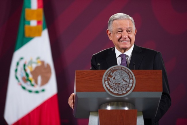 Difícil que regresen quienes hundieron al país: AMLO