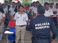 Pláticas para alumnos sobre seguridad y prevención