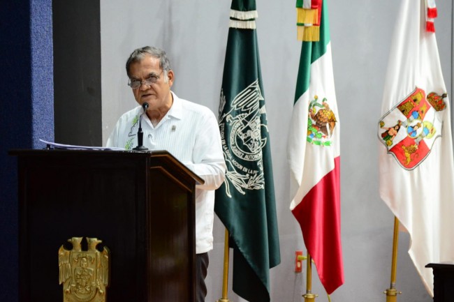 Presenta director de la DACEA su Cuarto Informe de Actividades